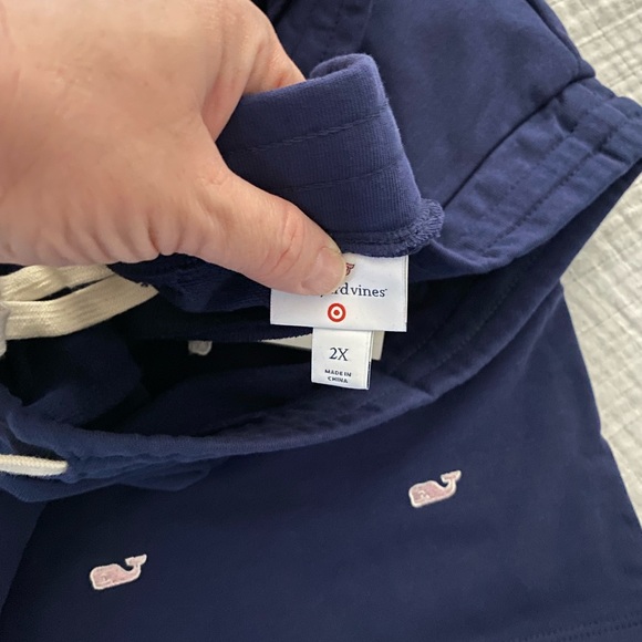 Vineyard Vines for Target Plus Size Shorts - Picture 3 of 4